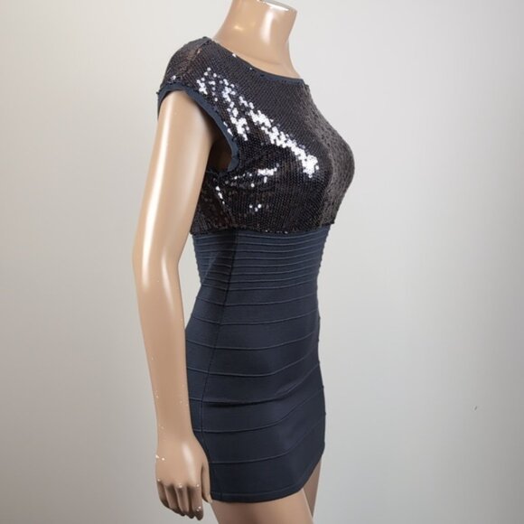 3/$20 Forever 21 Sequin Bodycon Dress Bandage Cap Sleeve Party Cocktail Mini - Picture 8 of 11